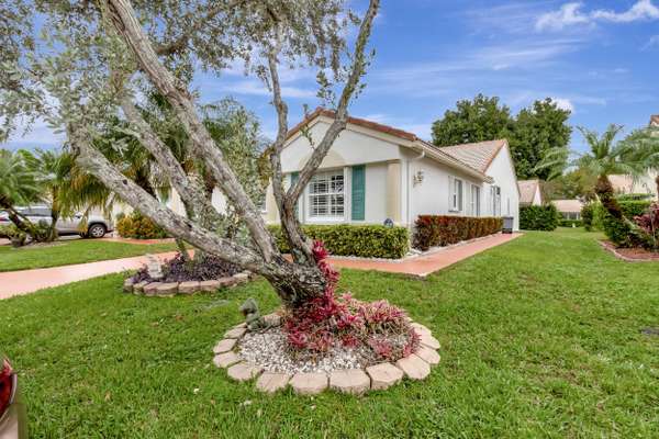 6129 Heliconia RD, Delray Beach, FL 33484