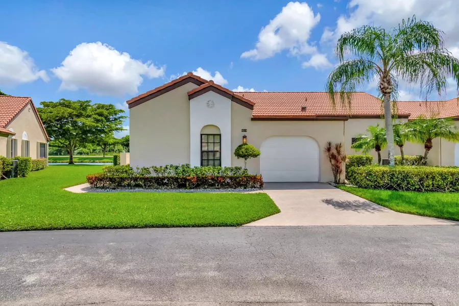 8314 Mooring CIR, Boynton Beach, FL 33472