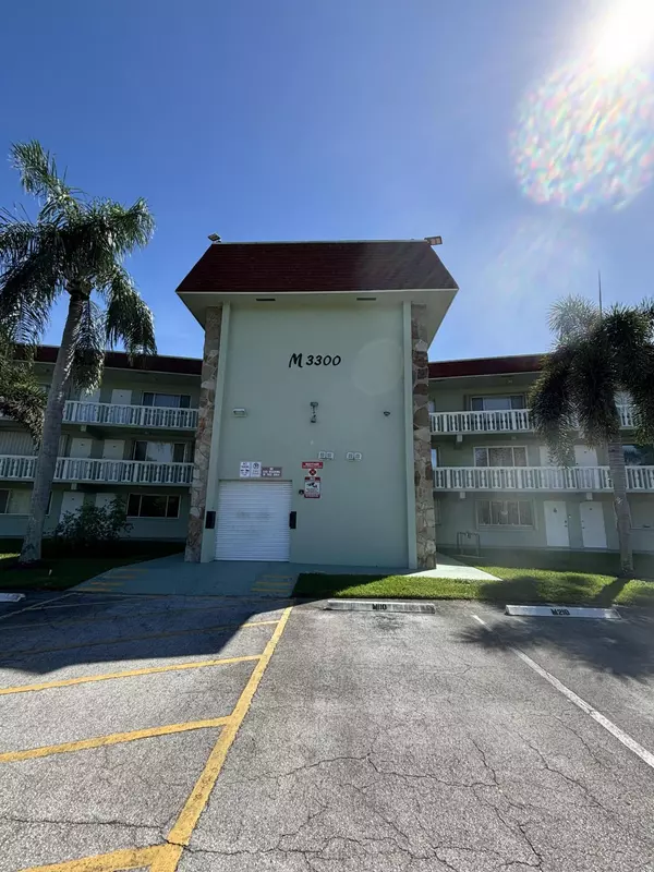 3300 Springdale BLVD 218, Palm Springs, FL 33461