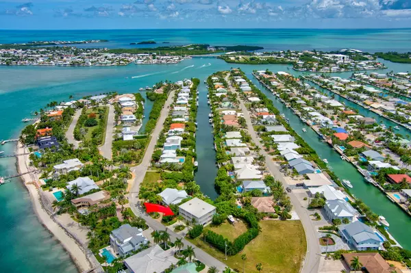 Key Colony Beach, FL 33051,1330 Coury DR