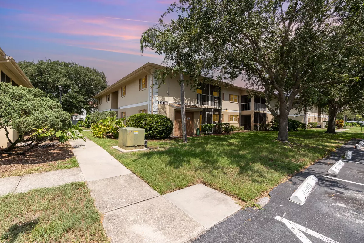 Palm Bay, FL 32905,1617 Sunny Brook LN F104