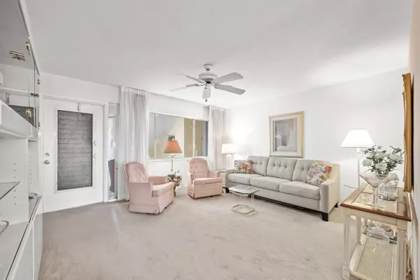 North Palm Beach, FL 33408,101 Doolen CT 205
