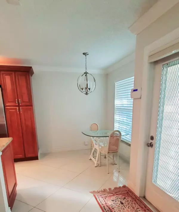 Delray Beach, FL 33484,5399 Poppy PL 101