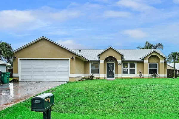 526 SW Dairy RD, Port Saint Lucie, FL 34953