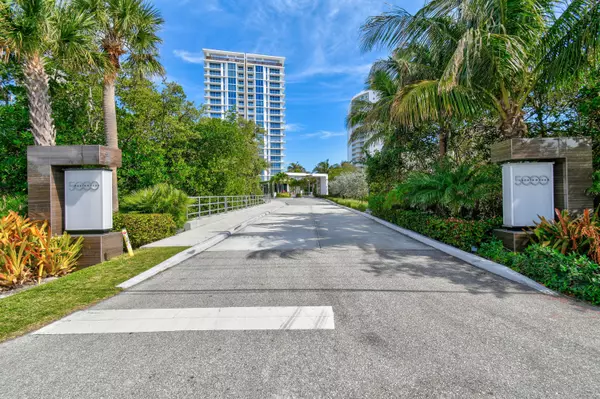 Riviera Beach, FL 33404,5000 N Ocean DR 201