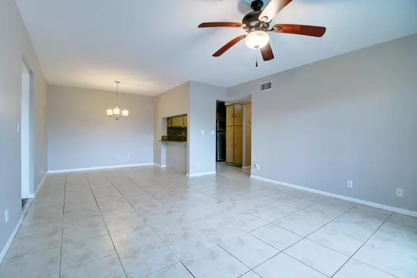 Greenacres, FL 33415,719 Sunny Pine WAY D2