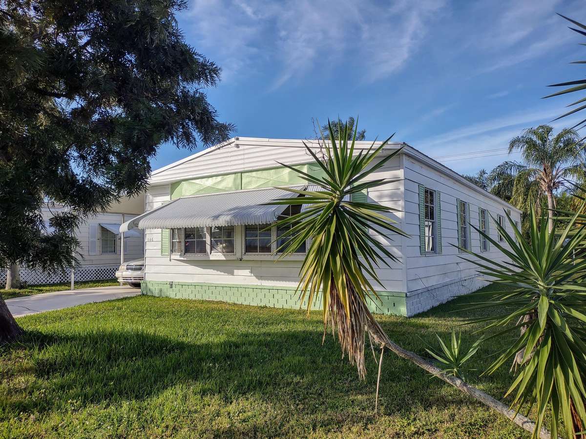 Port Saint Lucie, FL 34952,146 W Caribbean