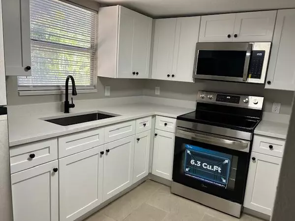 Riviera Beach, FL 33404,1750 W 12th ST