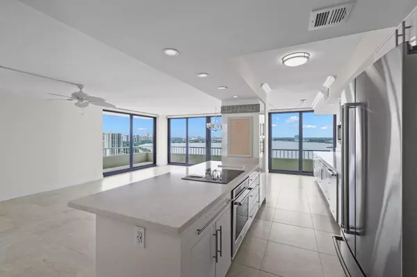 Singer Island, FL 33404,5550 N Ocean DR Ph-B