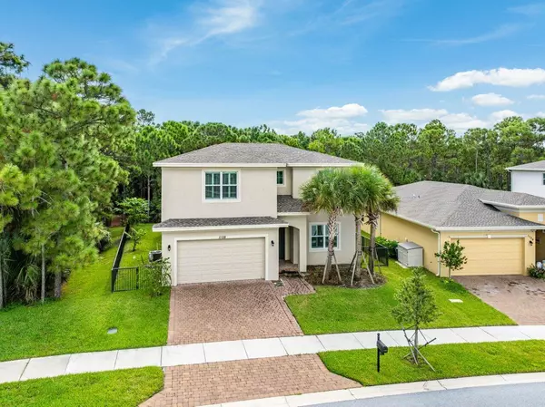 1128 NW Leonardo CIR, Port Saint Lucie, FL 34986