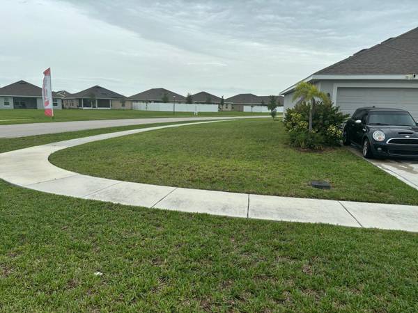 Fort Pierce, FL 34951,8301 Cristelle CT