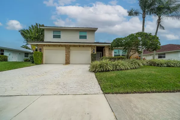 Tequesta, FL 33469,44 E E Pine Hill TRL