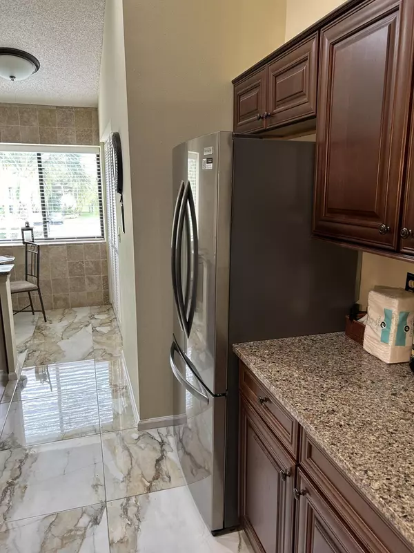 Palm Beach Gardens, FL 33418,1103 Duncan CIR 202