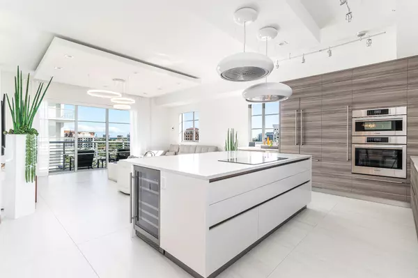 155 E Boca Raton RD 820, Boca Raton, FL 33432