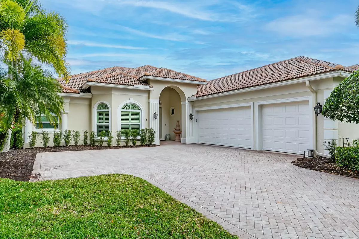 Port Saint Lucie, FL 34986,9604 Crooked Stick LN