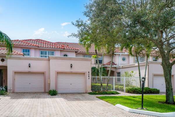 8082 Aberdeen DR 101, Boynton Beach, FL 33472