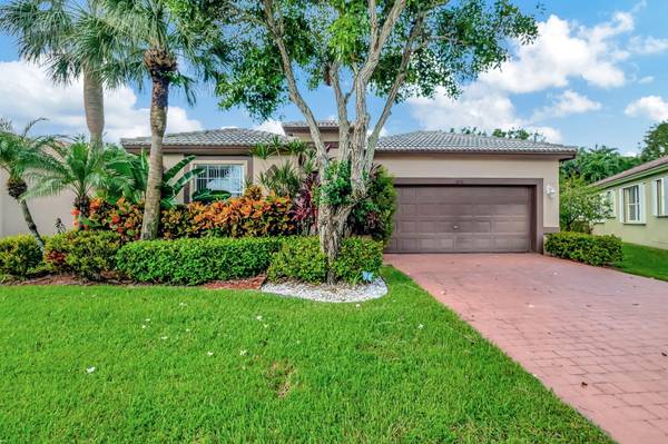 5916 Seashell TER, Boynton Beach, FL 33437