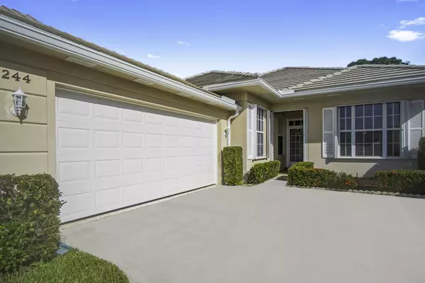 Port Saint Lucie, FL 34986,244 NW Bentley CIR