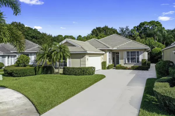 244 NW Bentley CIR, Port Saint Lucie, FL 34986