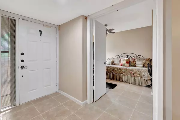 Boca Raton, FL 33486,5520 Coach House CIR C