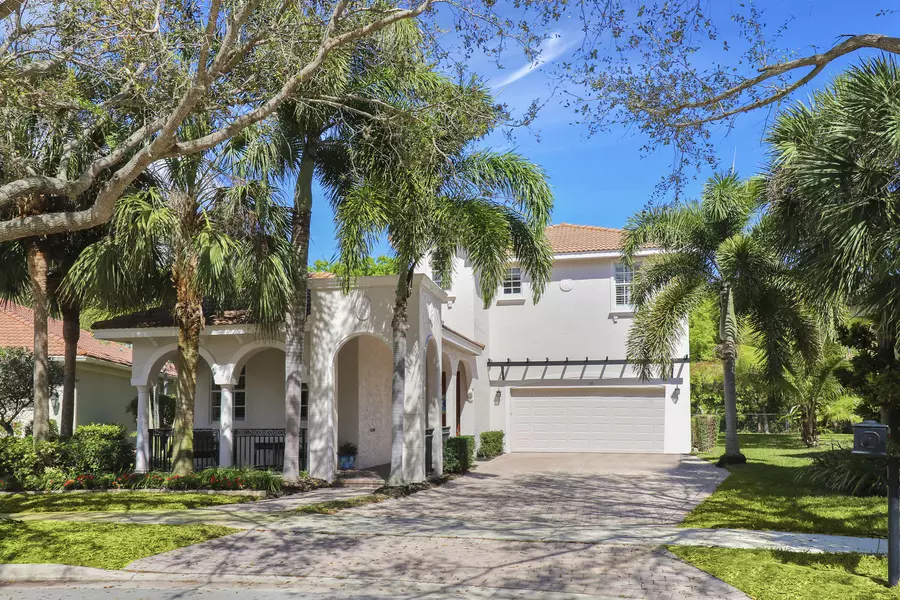 138 Via Castilla, Jupiter, FL 33458