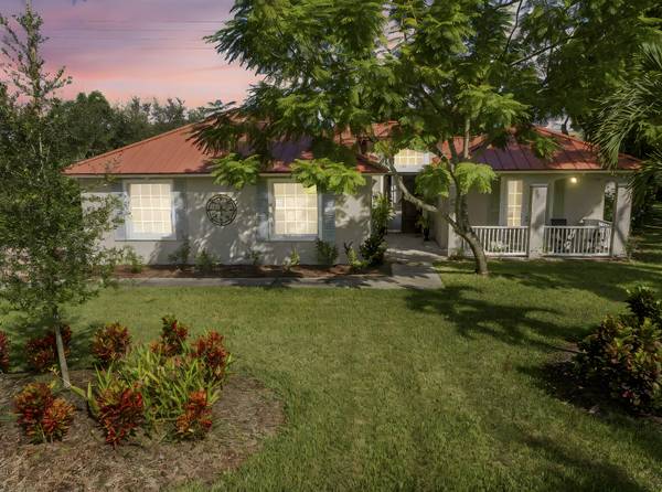 5160 Rosewood LN, Vero Beach, FL 32966