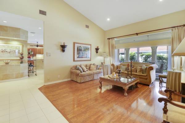 Jupiter, FL 33458,18951 Painted Leaf CT