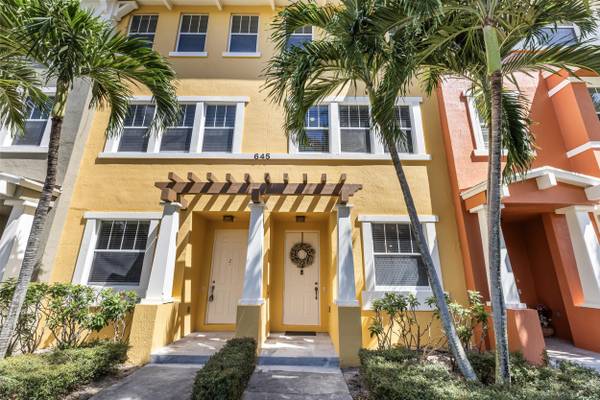 645 Amador 3 LN 3, West Palm Beach, FL 33401