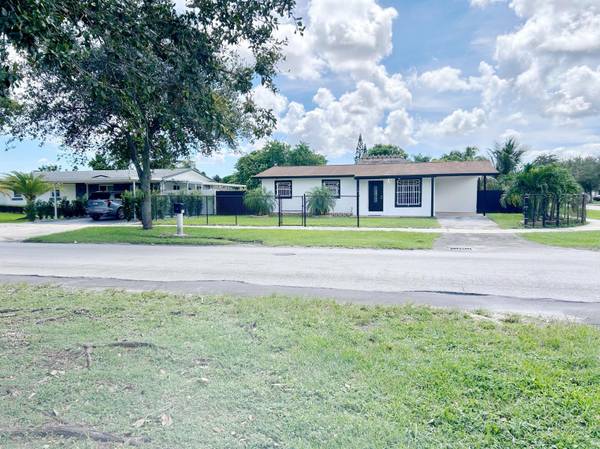 773 Davis Pkwy, Florida City, FL 33034