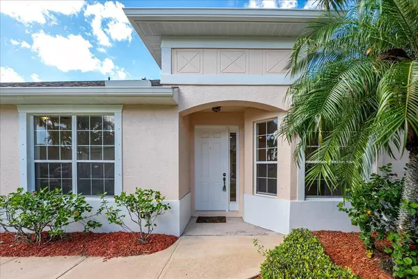 Vero Beach, FL 32968,413 W SW Tangerine SQ