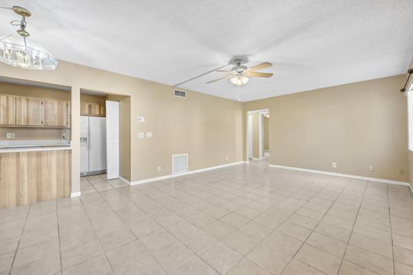 Greenacres, FL 33463,241 Pine Hov CIR D-1