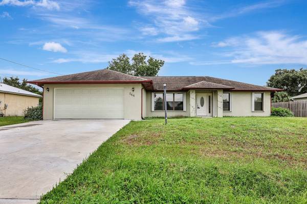 644 SW Violet AVE, Port Saint Lucie, FL 34983