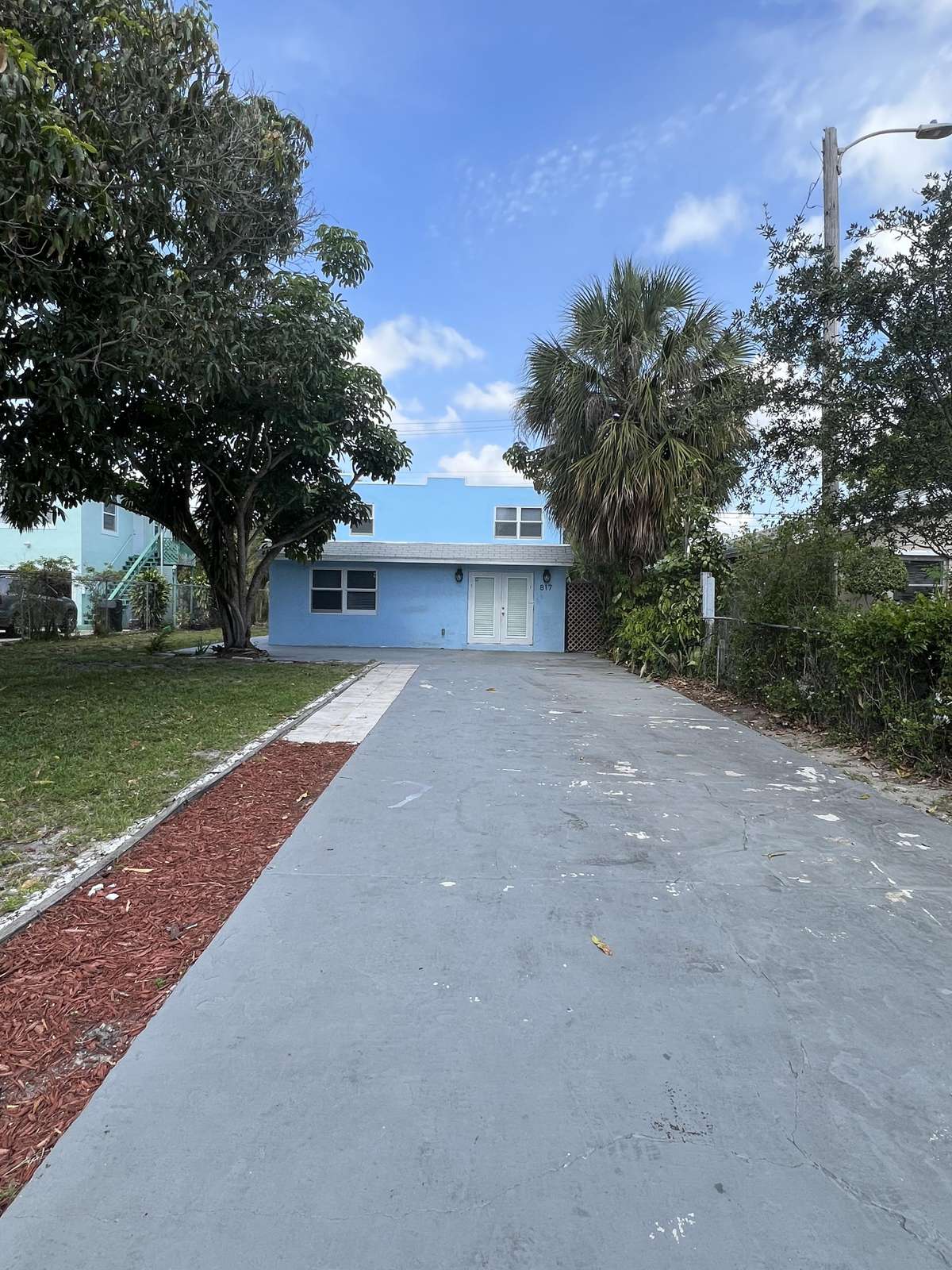 Lake Worth, FL 33460,817 S L ST