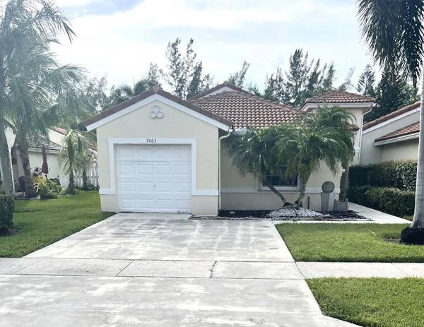 7063 Burgess DR, Lake Worth, FL 33467