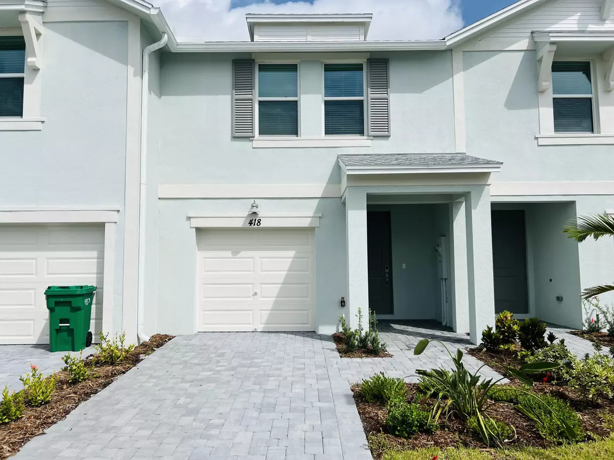 Fort Pierce, FL 34982,418 Salisbury CIR