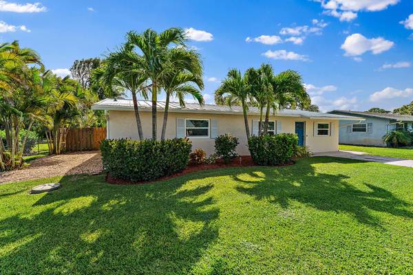 Jensen Beach, FL 34957,1110 NE Crescent ST