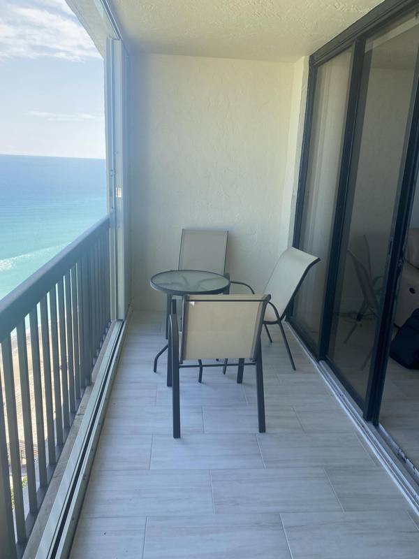 Jensen Beach, FL 34957,9500 S Ocean DR 1502