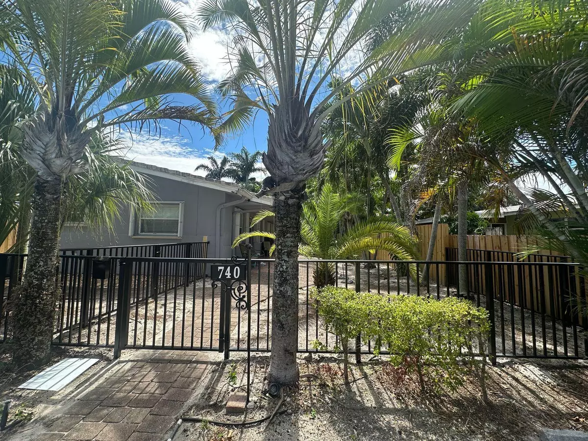 Oakland Park, FL 33334,740 NE 37th ST B