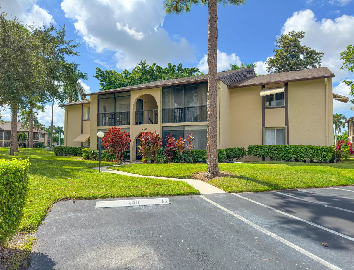 Greenacres, FL 33463,440 Pine Glen LN C-2