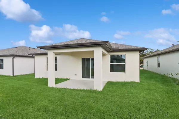 Fort Pierce, FL 34951,5016 Armina PL 170