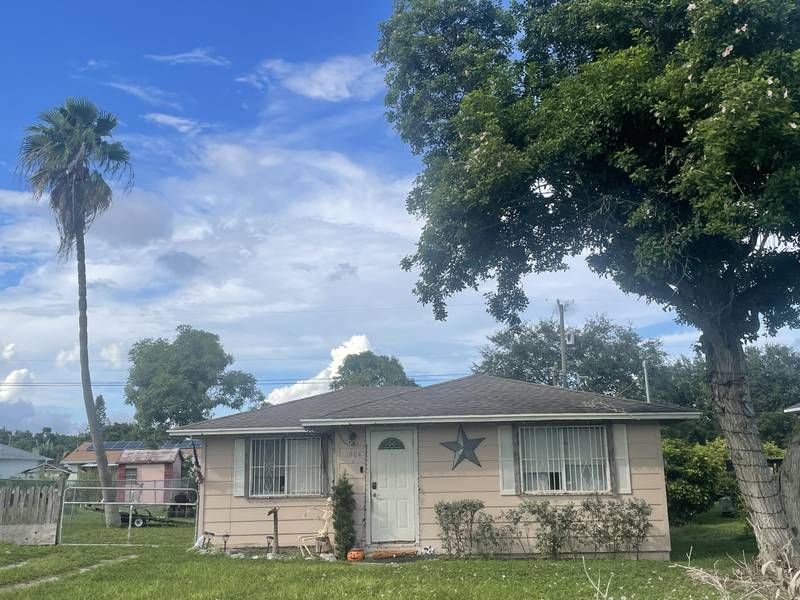 1904 Rosarita AVE, Fort Pierce, FL 34946