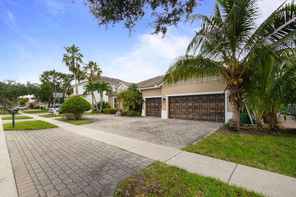 Lake Worth, FL 33467,9521 Sedgewood DR