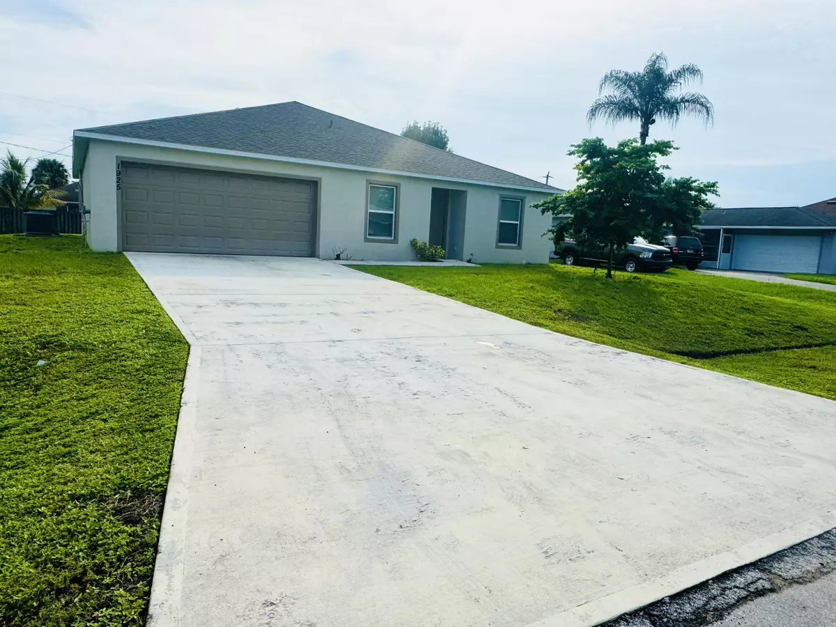 Port Saint Lucie, FL 34953,1925 SW SW Flower LN