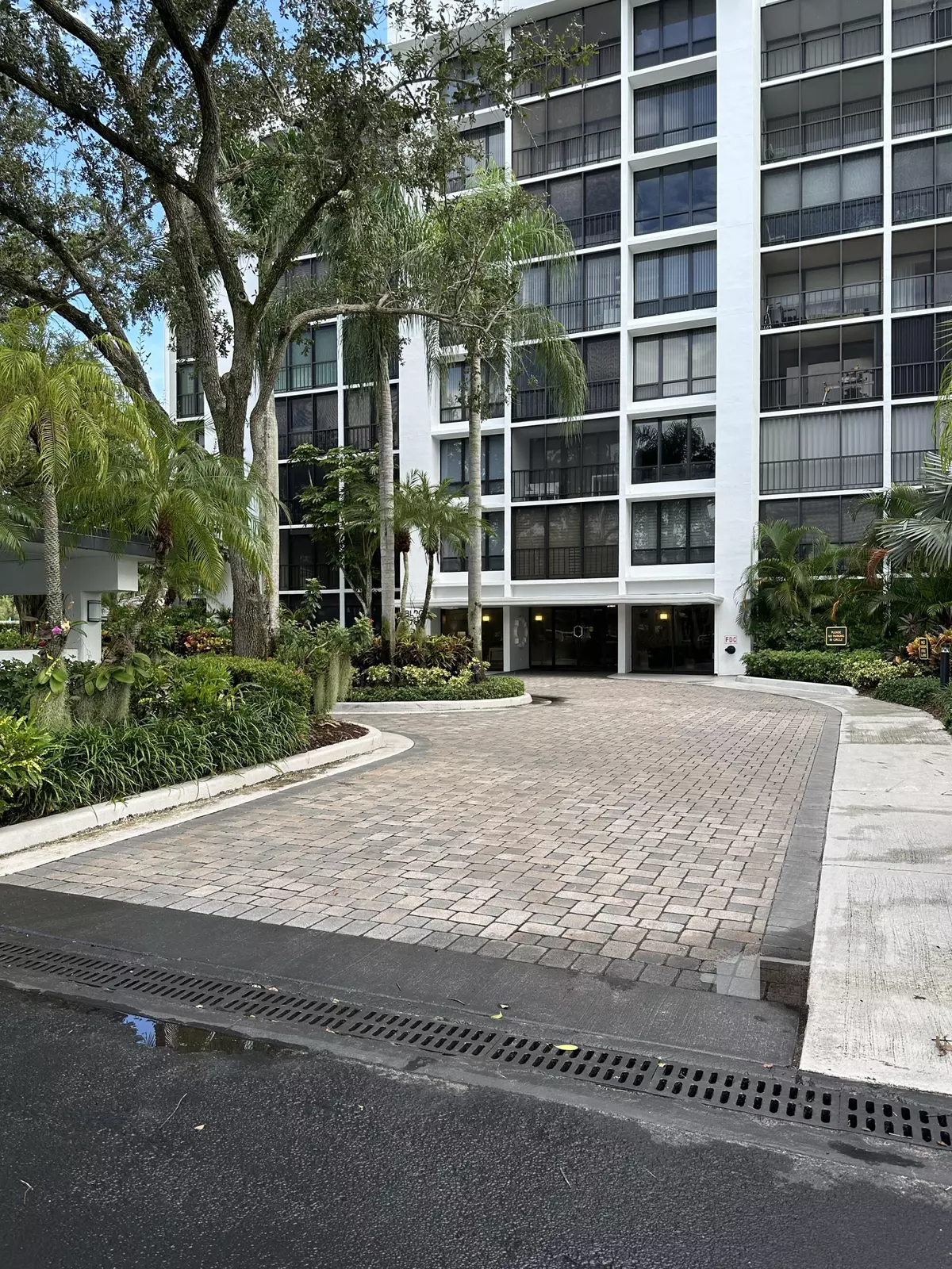 Boca Raton, FL 33434,7768 Lakeside BLVD 546