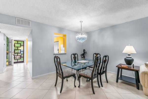 Delray Beach, FL 33446,7341 Amberly LN 308