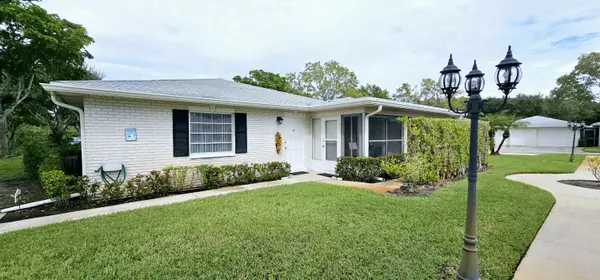 10126 S S 44th TER, Boynton Beach, FL 33436