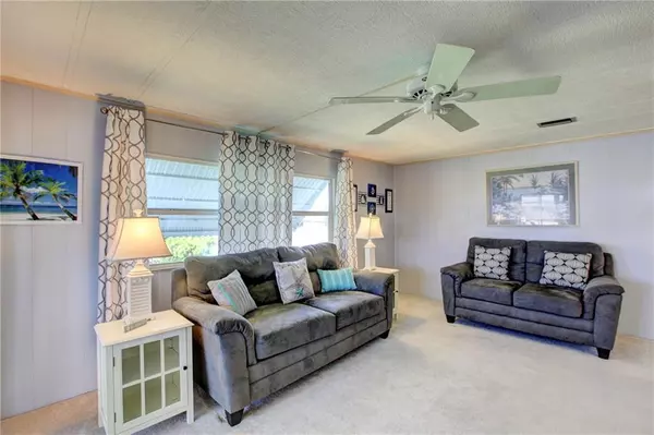 Barefoot Bay, FL 32976,1016 Thrush CIR