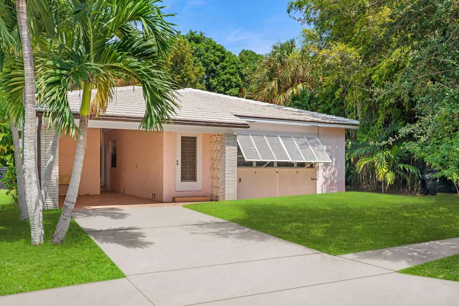 90 S 17th AVE, Lake Worth Beach, FL 33460