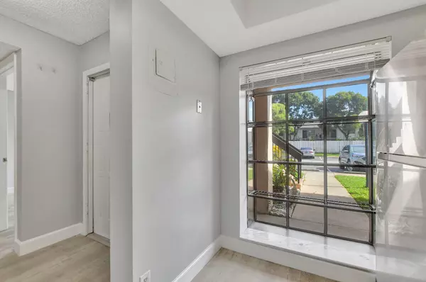 Deerfield Beach, FL 33442,2379 SW 15th ST 117