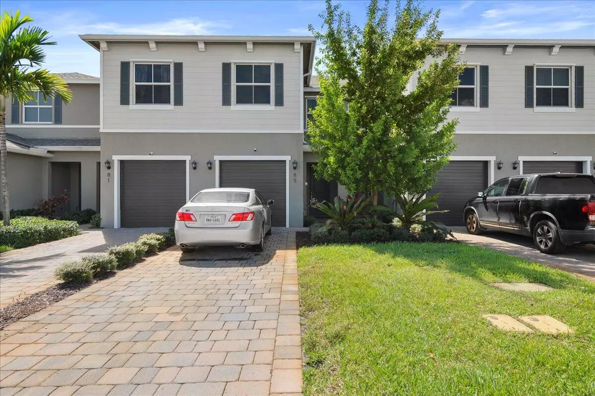 Riviera Beach, FL 33404,85 Bandol ST